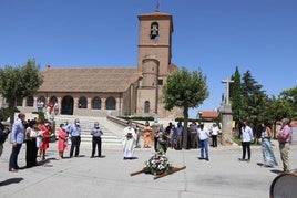 Tradicional ofrenda floral en este municipio salmantino.