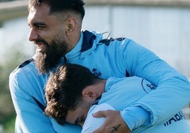 Borja Iglesias durante un entrenamiento del Celta.