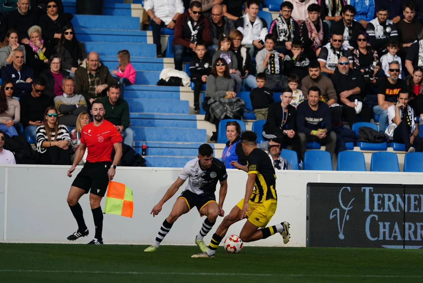 Las mejores imágenes del Unionistas-Barakaldo de la jornada 15 de la Primera RFEF