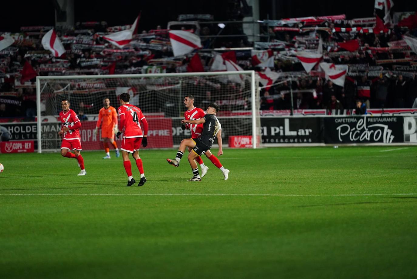 Todas las imágenes de la noche de Copa para Unionistas contra el Rayo Vallecano