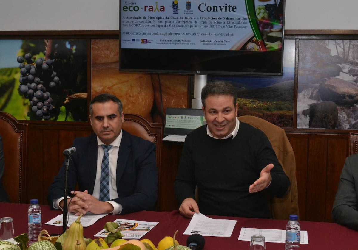 Antonio Labrador y Antonio Machado en la presentación