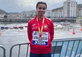 Diana López, con su medalla de plata en Castro Urdiales.