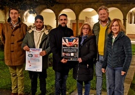 Rubén Martín, Oscar Muriel, Javier Hernández, Maite Crego, Jonathan Sánchez y Purificación Pozo, en la presentación de ambas actividades solidarias.