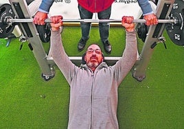 Juan Rodríguez en el local de fitness.