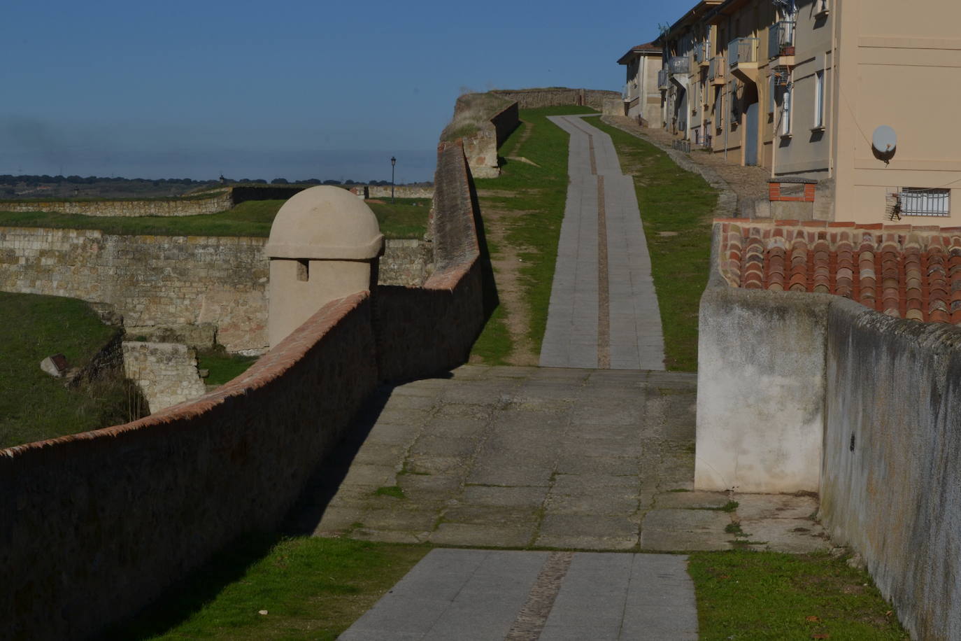 Ciudad Rodrigo pedirá al Gobierno acelerar el Plan Director de la muralla