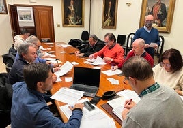 Imagen de la última reunión del jurado del deporte celebrada ayer jueves en el Ayuntamiento de Béjar.