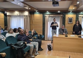 Acto de entrega de diplomas a los alumnos de las AFES de Carbajosa.