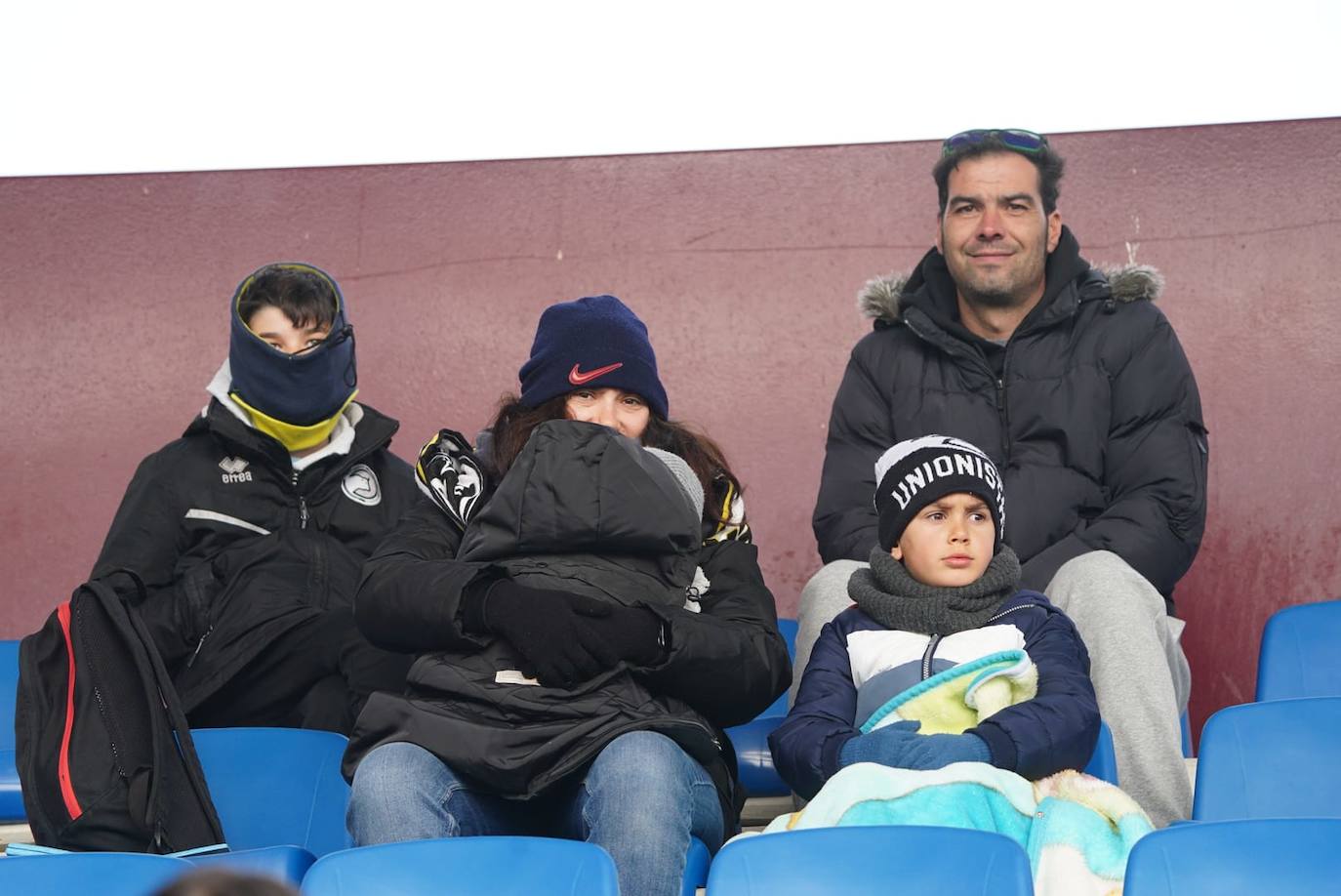 Búscate en la grada del Reina Sofía en el partido entre Unionistas y la Real Sociedad B