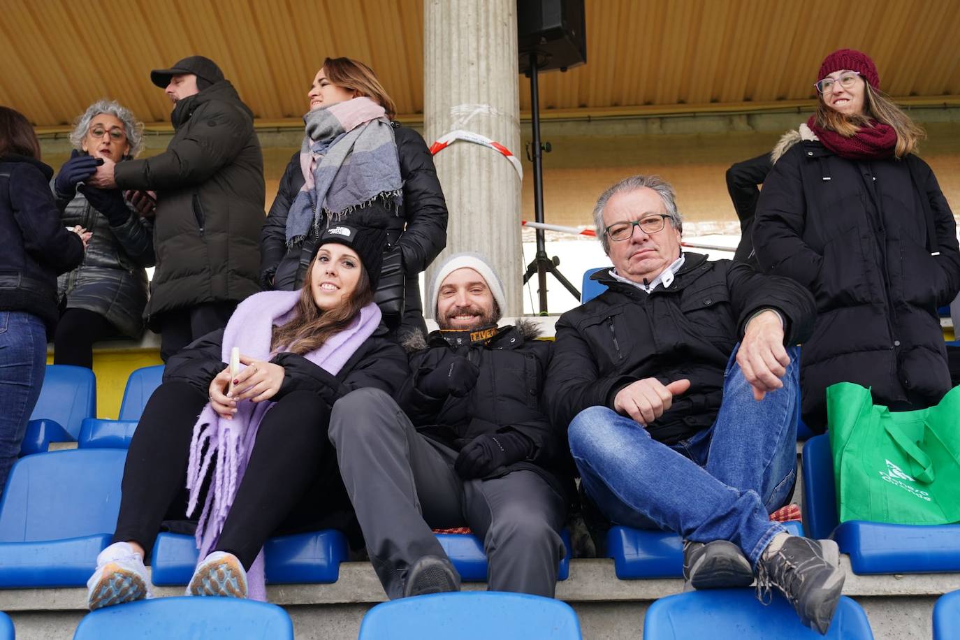 Búscate en la grada del Reina Sofía en el partido entre Unionistas y la Real Sociedad B