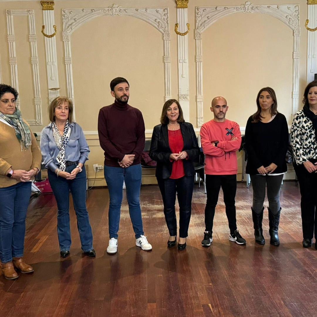 Los empleados municipales participan en el tradicional encuentro de Navidad