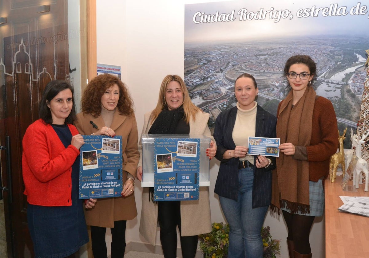 Las ediles Belén Barco y Ana Castaño en la presentación