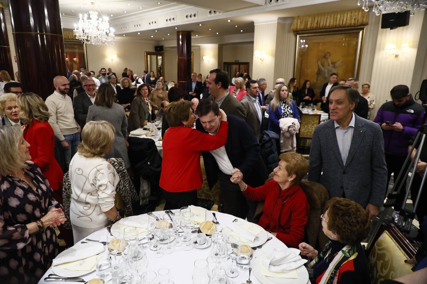 Las mejores imágenes de la comida navideña del Partido Popular de Salamanca