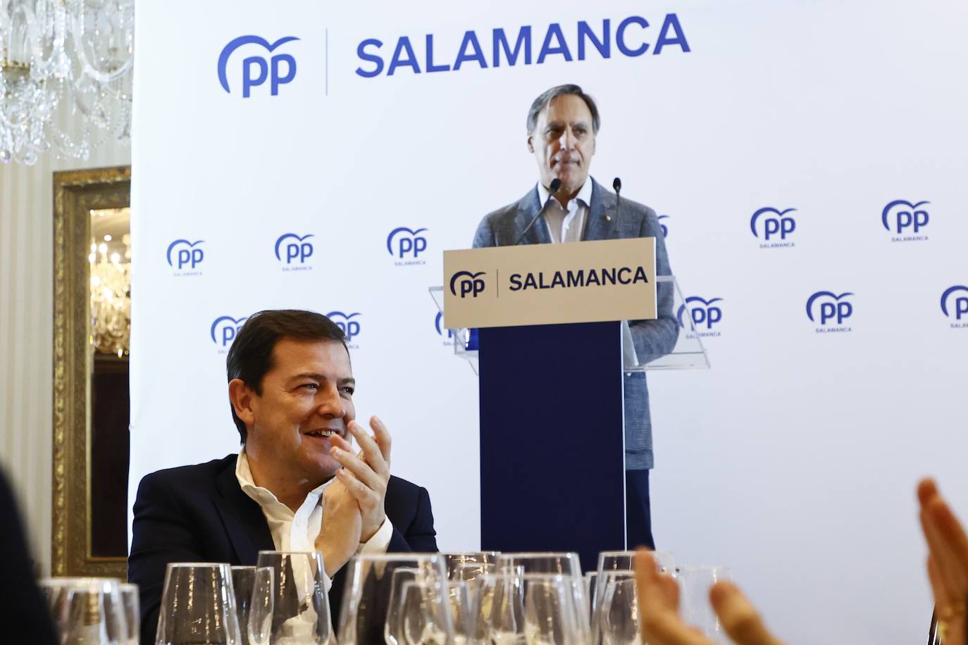 Las mejores imágenes de la comida navideña del Partido Popular de Salamanca