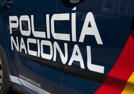 Detenido por traficar y agredir a un policía a la salida de un local nocturno