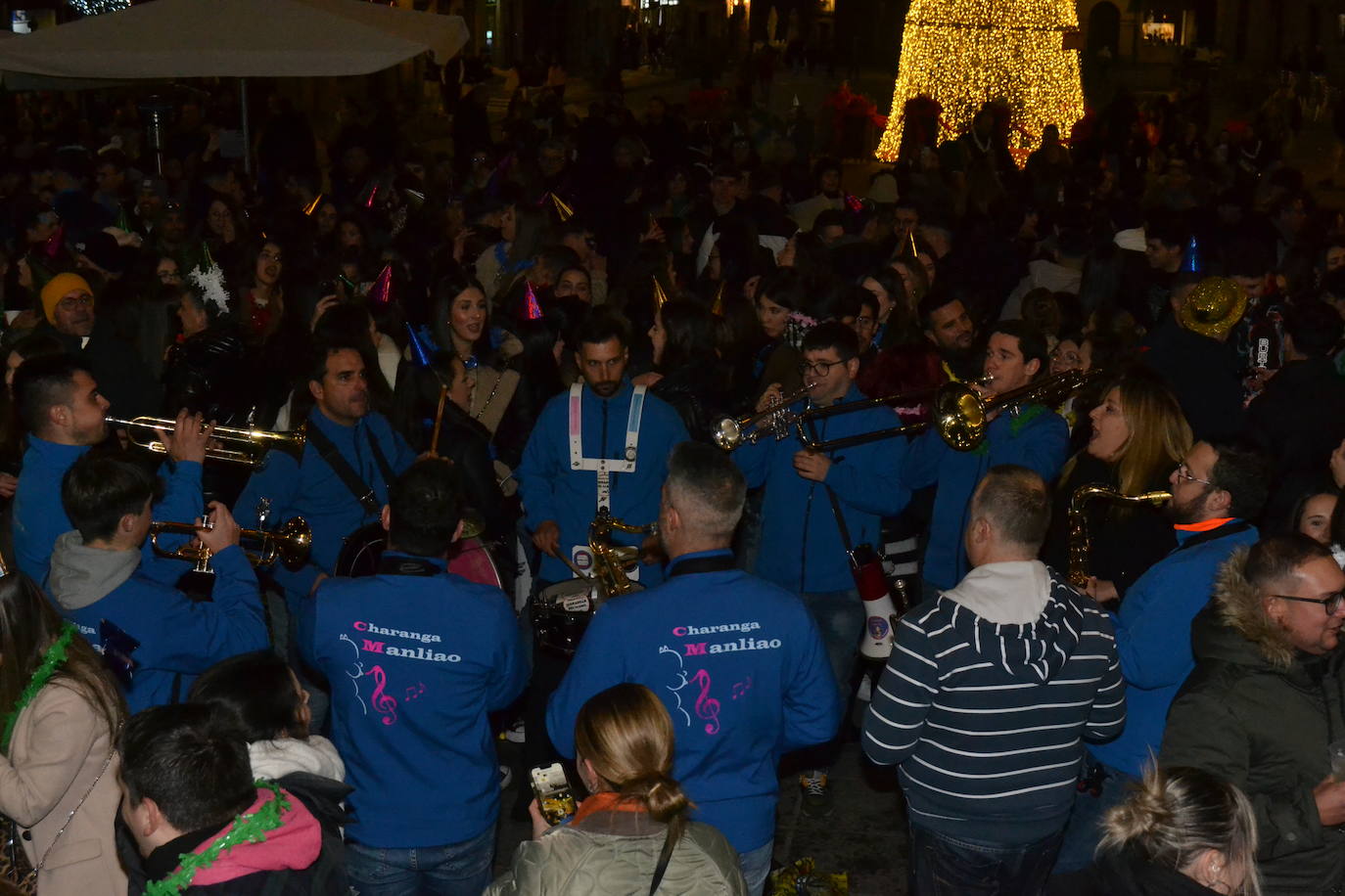 Los jóvenes de Ciudad Rodrigo festejan la entrada al 2025