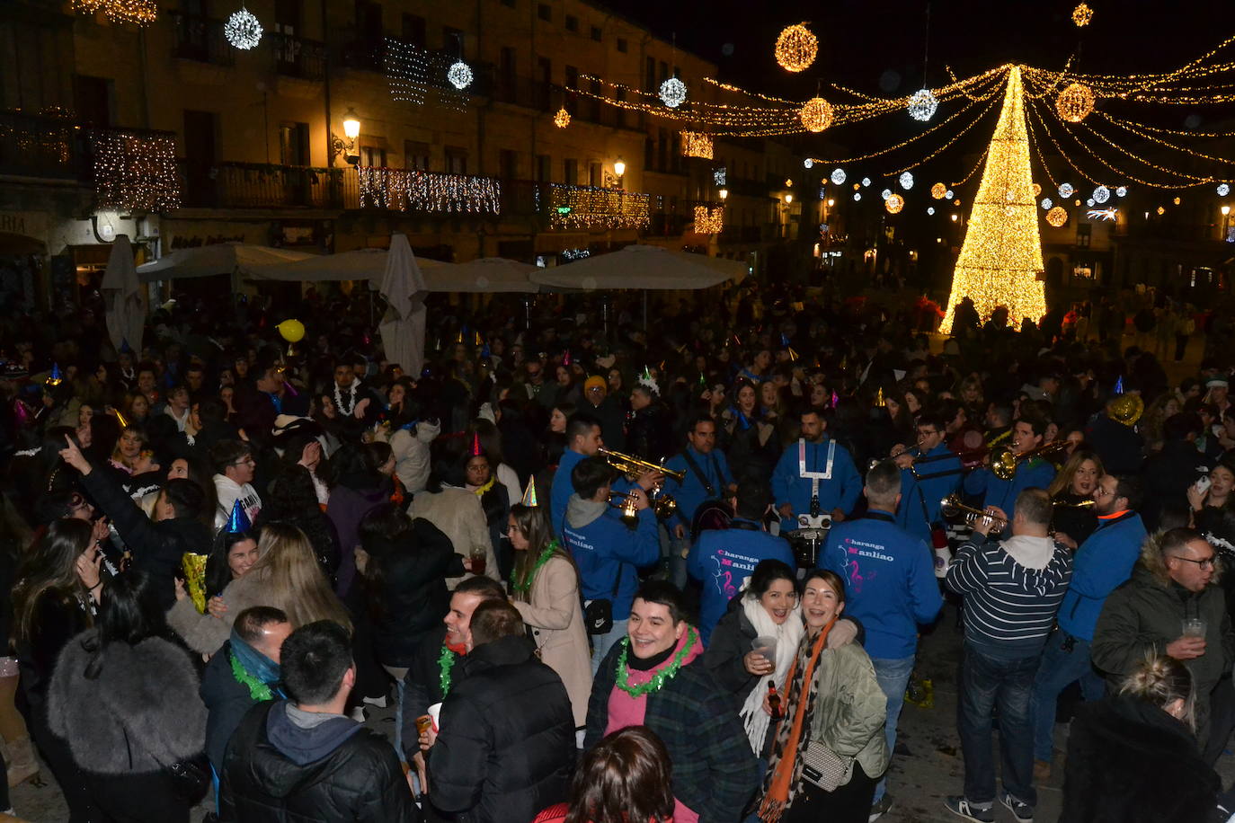 Los jóvenes de Ciudad Rodrigo festejan la entrada al 2025