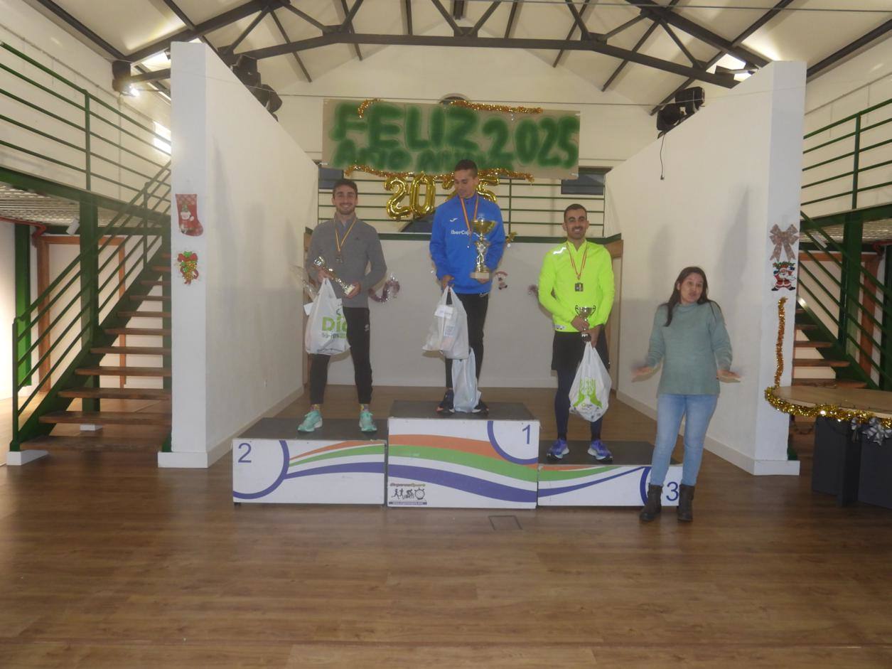 Vitigudino despide el 2024 con una San Silvestre muy especial