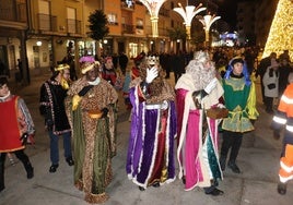 Llegada de sus majestades a la Plaza Mayor de Guijuelo en la Cabalgata del año pasado.