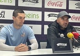 Iván Casado y Jehu Chiapas, en la rueda de prensa de este viernes.