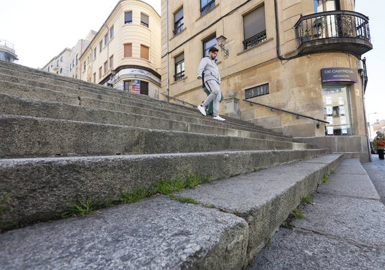 Escaleras de «La Riojana», en plena Gran Vía.