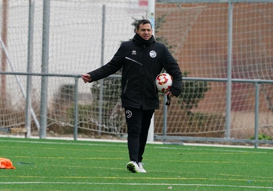 Dani Llácer, en un entrenamiento en el anexo al Reina Sofía.