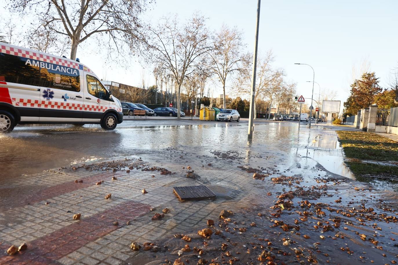 Así ha quedado la avenida de San Agustín tras el reventón