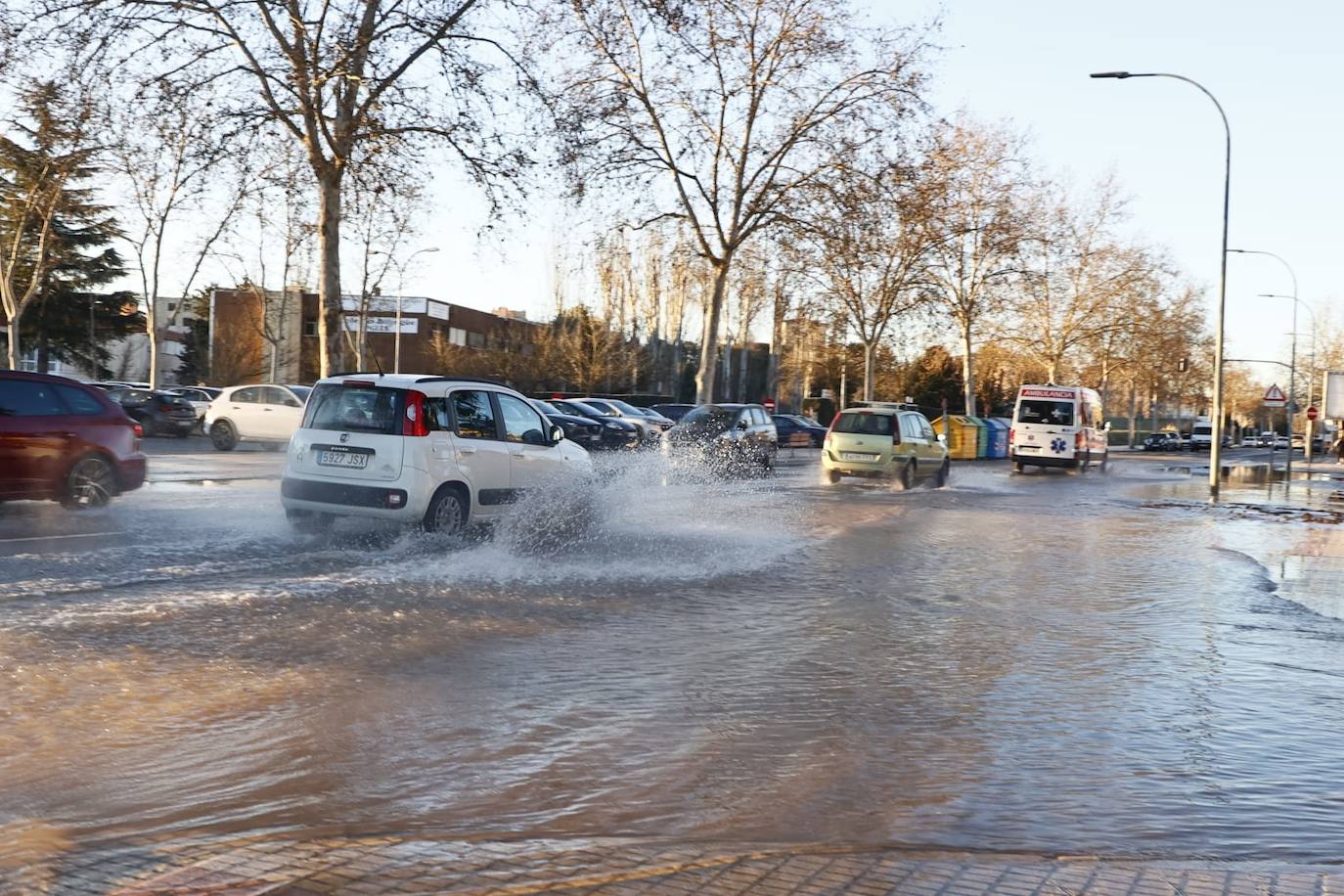 Así ha quedado la avenida de San Agustín tras el reventón