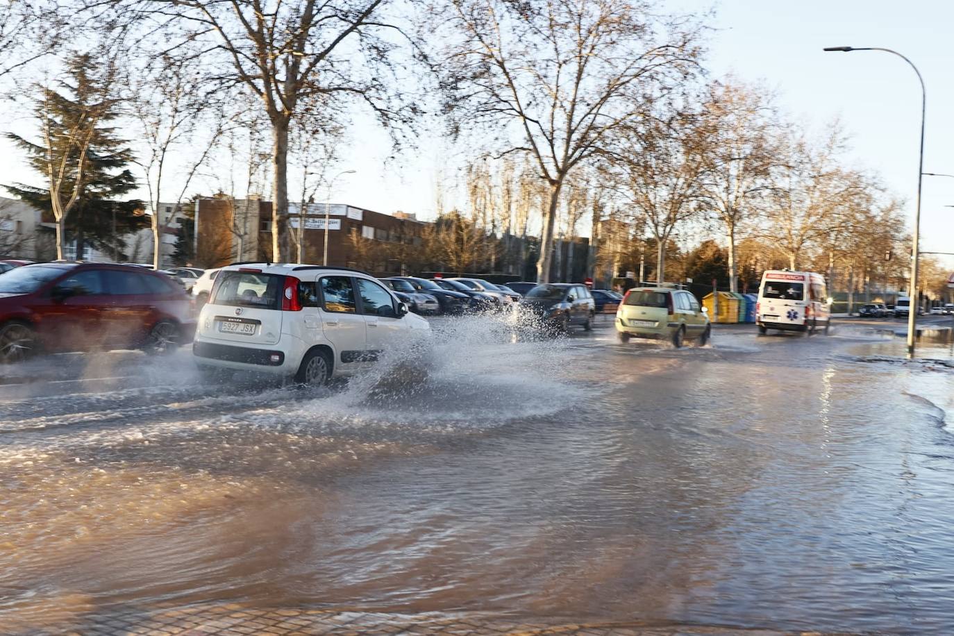 Así ha quedado la avenida de San Agustín tras el reventón