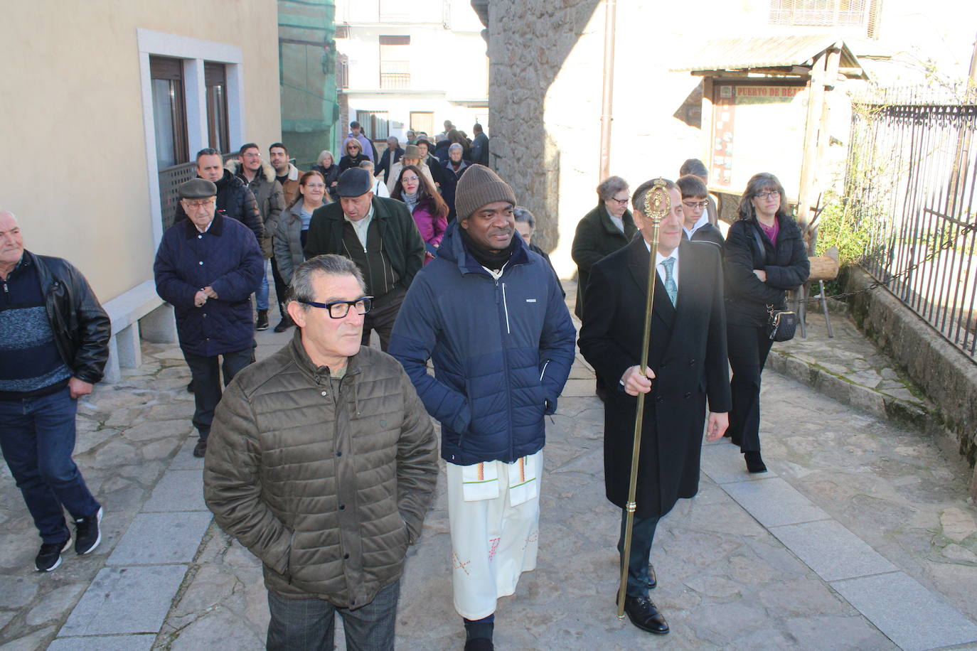 San Antón celebra su día de fiesta en Puerto de Béjar