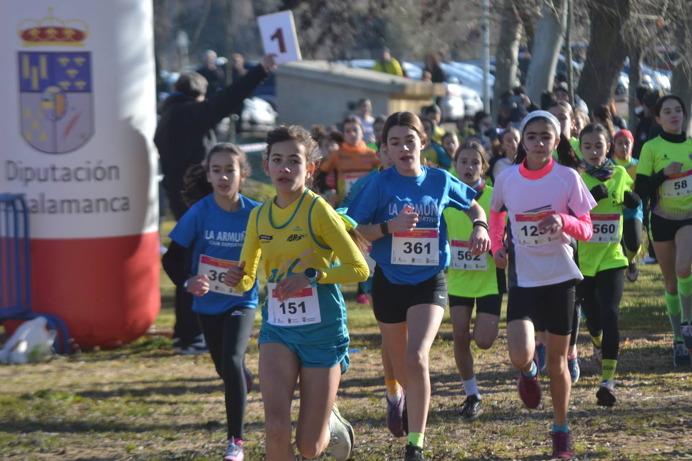 Entretenida mañana de cross escolar en Ciudad Rodrigo a pesar del frío