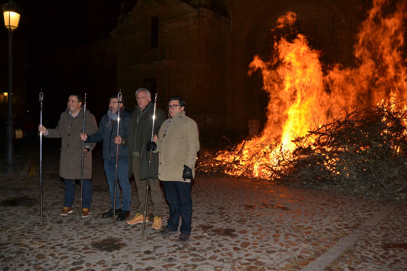 Cierre de la ronda de hogueras en Miróbriga