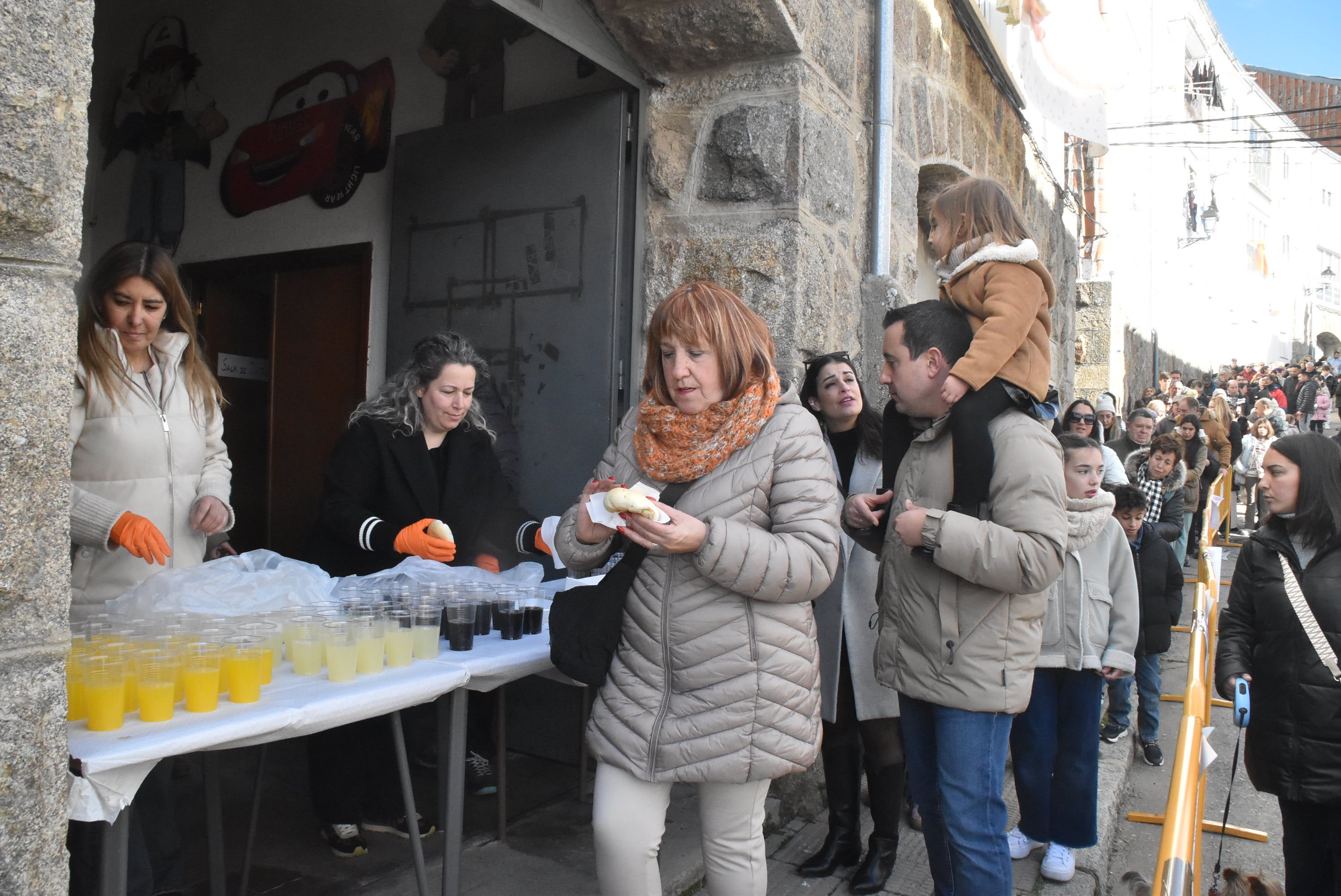 San Antón renueva la protección a los animales en Béjar