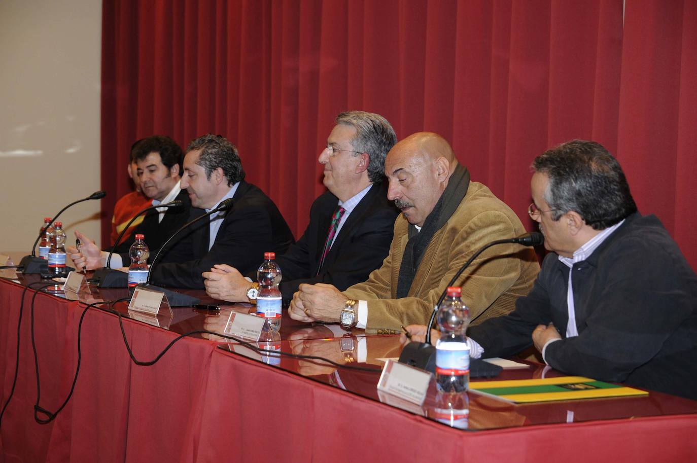 Pedrerol y Ramos Marcos, entre otros, juntos en un acto en Salamanca.