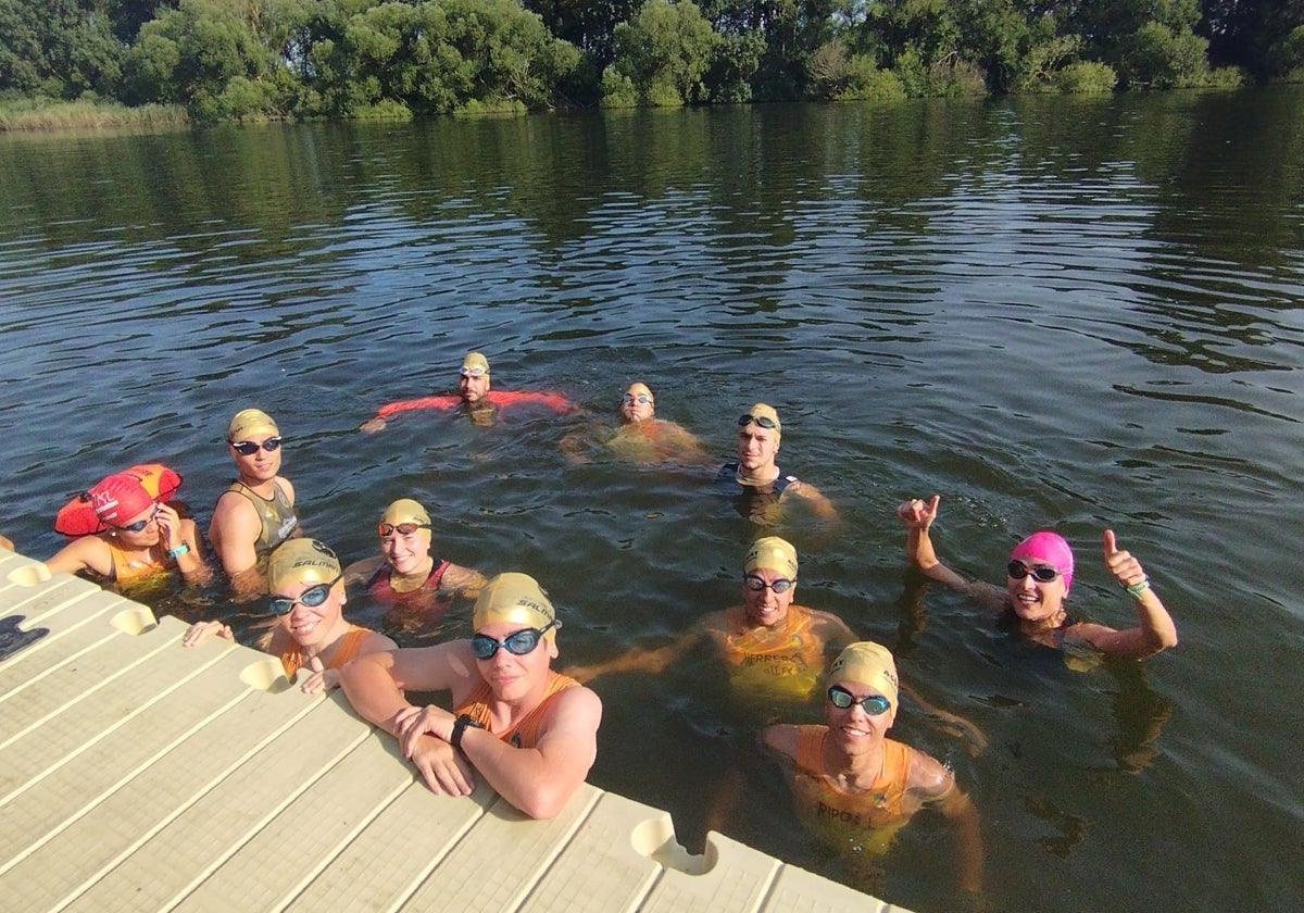 Jóvenes integrantes de la Escuela de Triatlón Salmantina.