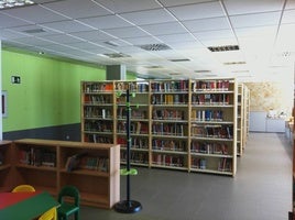 Una imagen de la biblioteca infantil en la casa municipal de la Cultura.