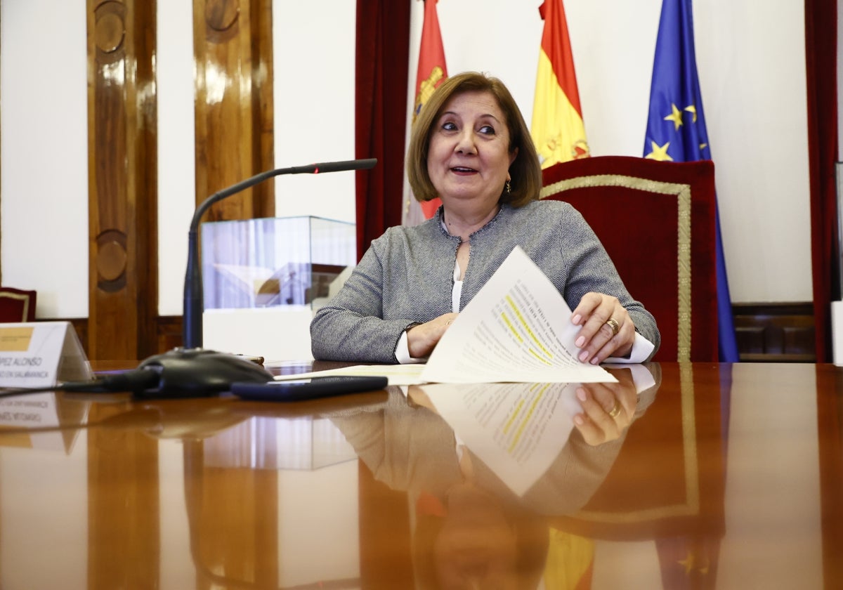 Rosa López durante la rueda de prensa.