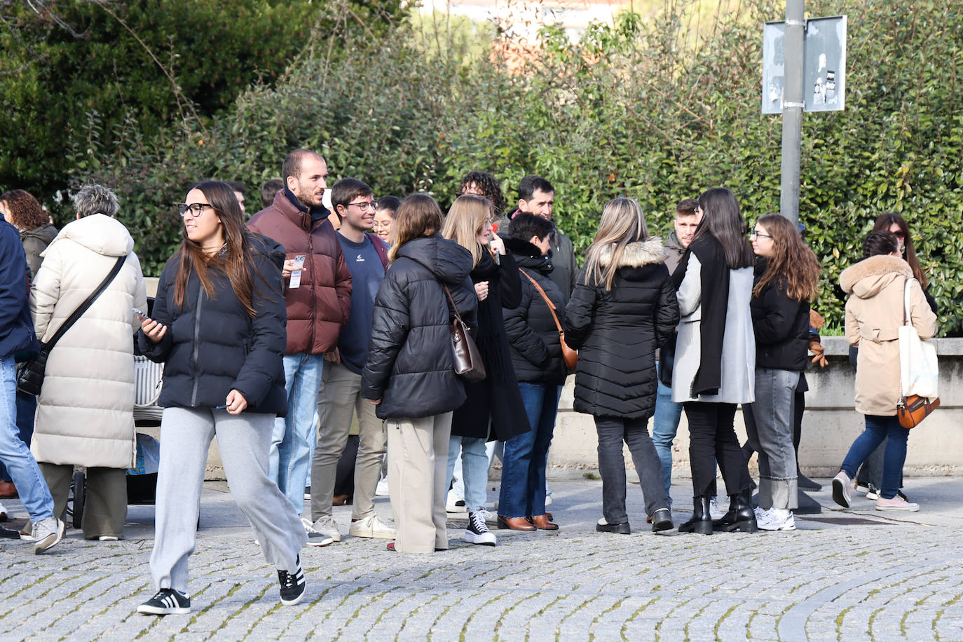 Nervios, &#039;lluvia&#039; de especialidades y repasos &#039;in extremis&#039;: así han sido los minutos previos al examen MIR