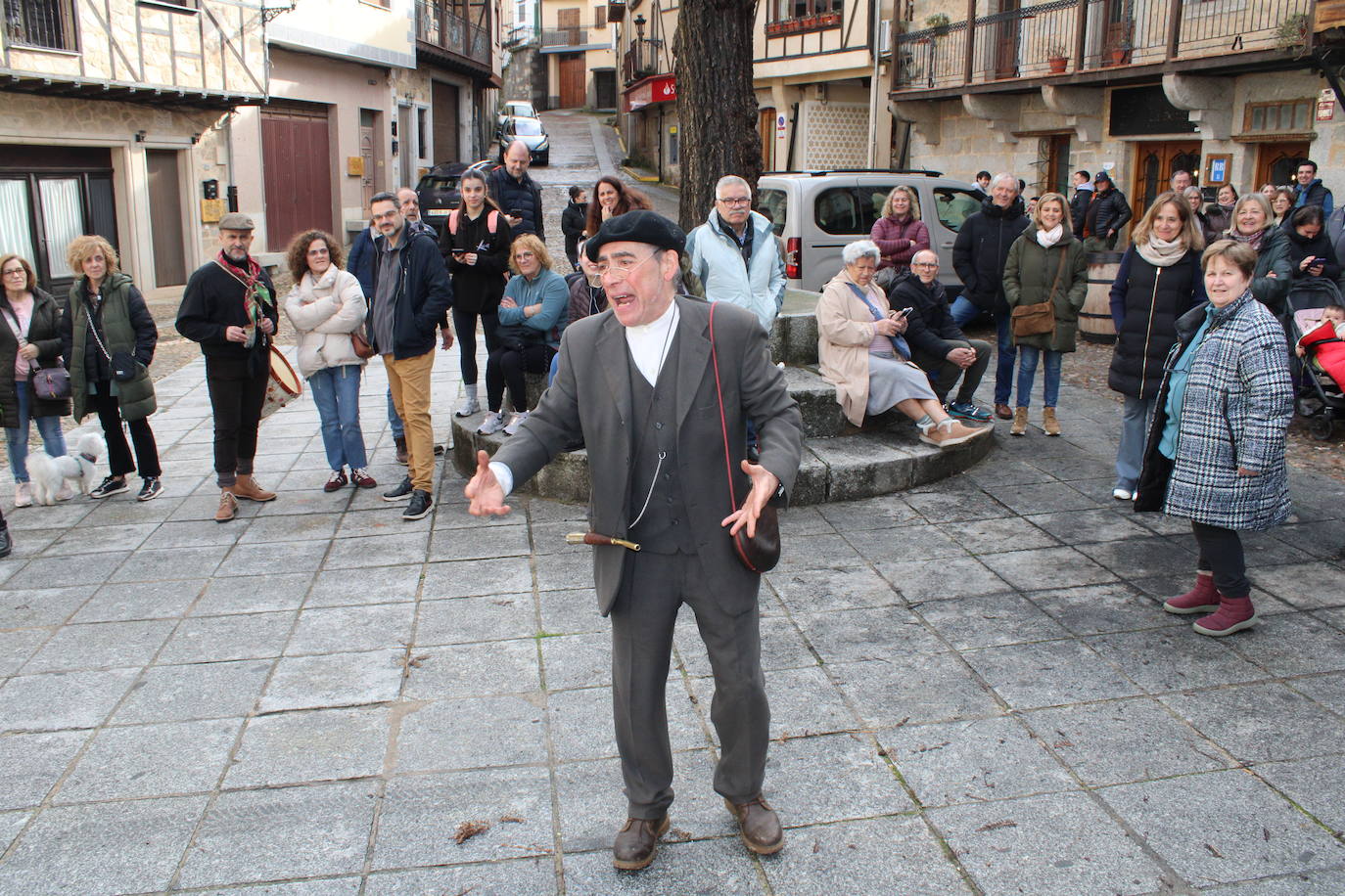 San Esteban de la Sierra disfruta de su matanza tradicional