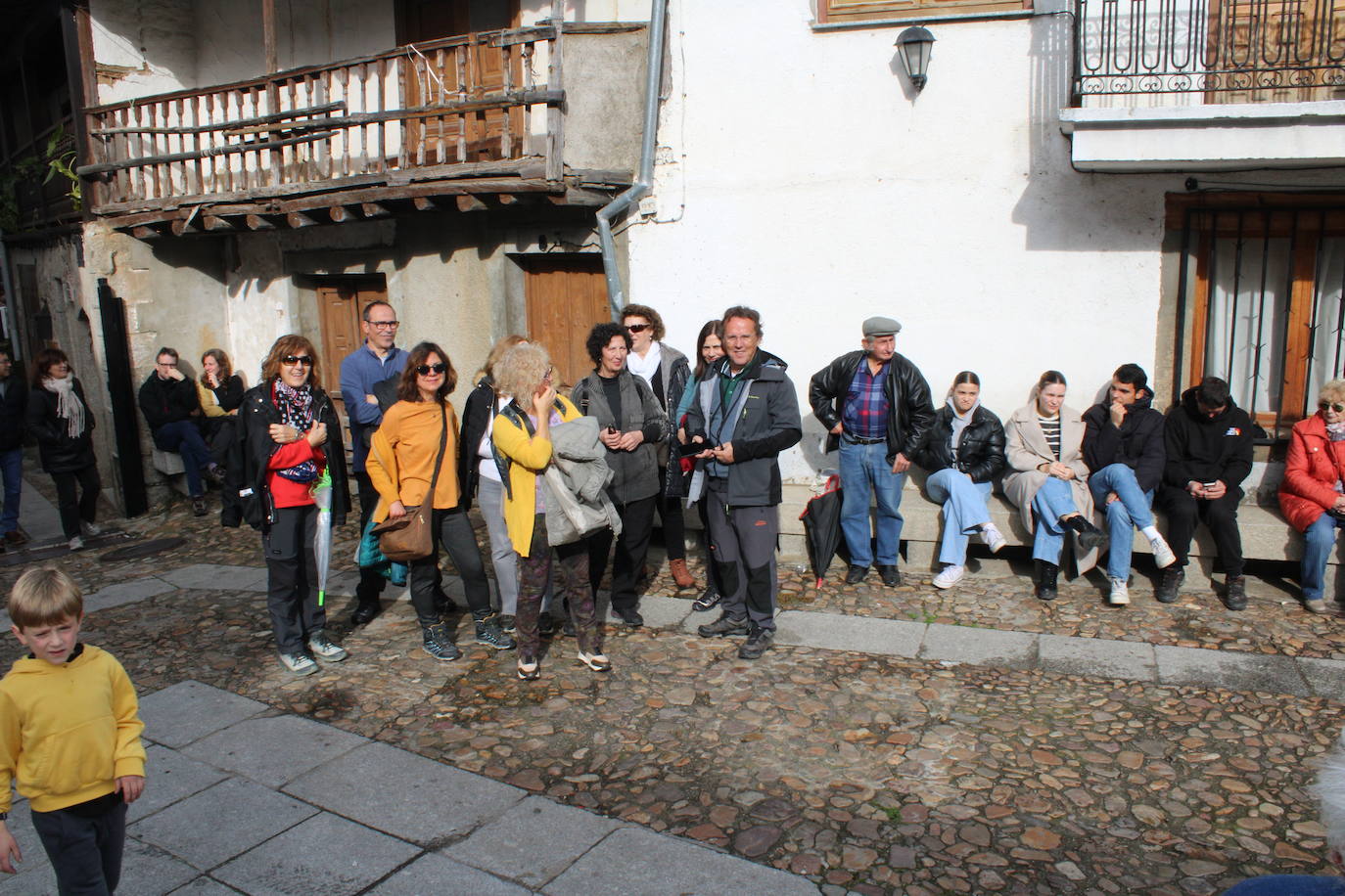 San Esteban de la Sierra disfruta de su matanza tradicional