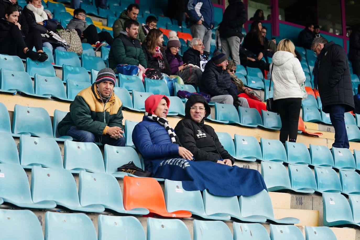 El Helmántico quiere &#039;apretar&#039; en el derbi: búscate en la grada en el partido entre el Salamanca UDS y el CD Guijuelo