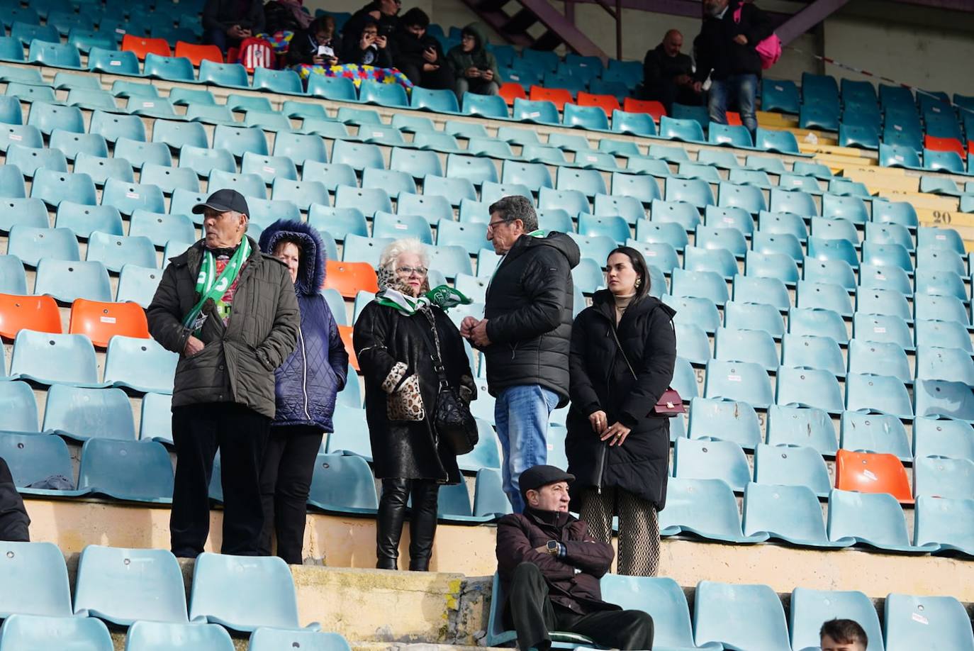 El Helmántico quiere &#039;apretar&#039; en el derbi: búscate en la grada en el partido entre el Salamanca UDS y el CD Guijuelo