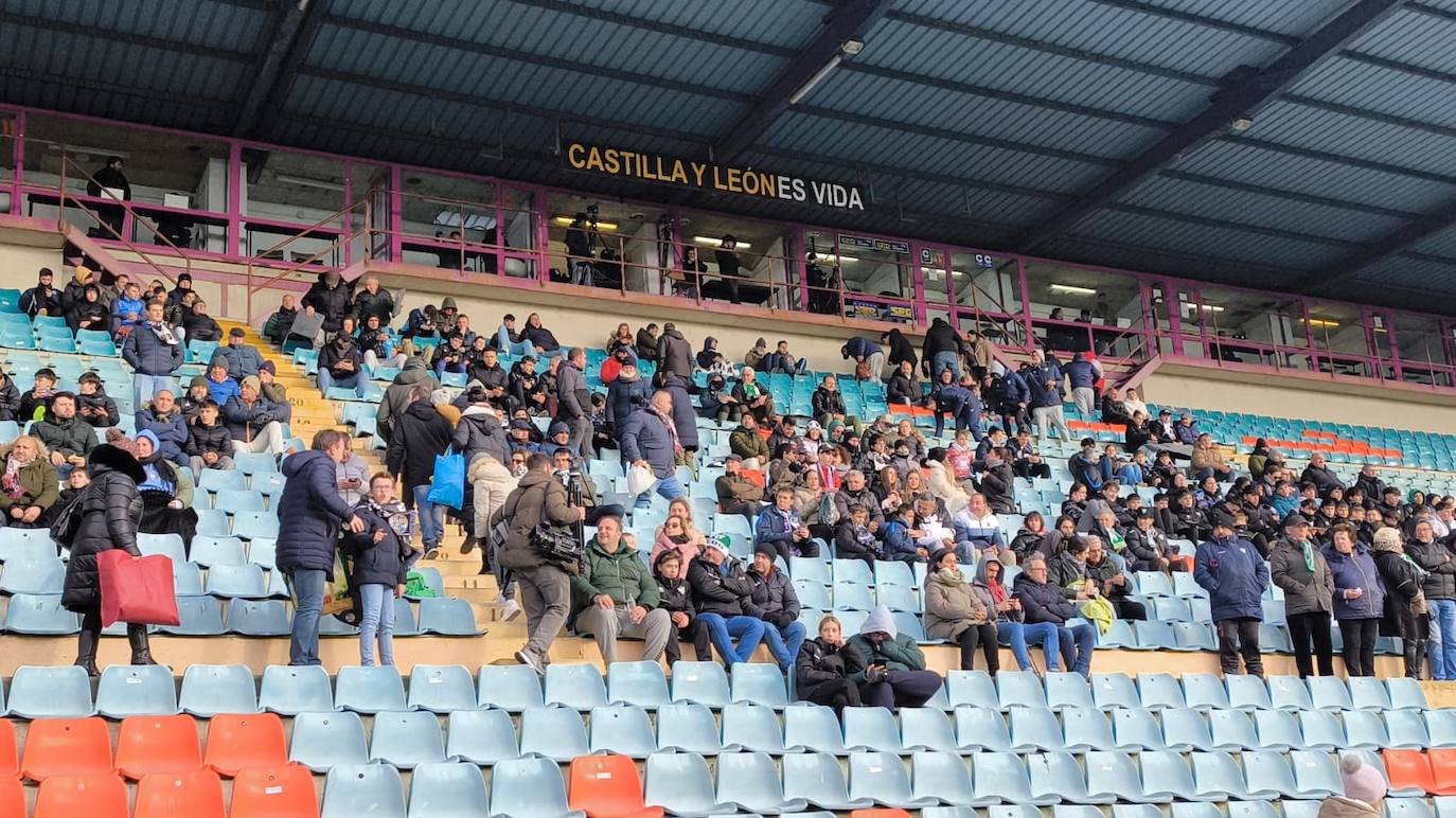 El Helmántico quiere &#039;apretar&#039; en el derbi: búscate en la grada en el partido entre el Salamanca UDS y el CD Guijuelo