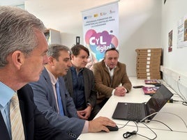 La Junta lanza nuevos talleres demostrativos sobre hogar digital, ciberseguridad, IA o impresión 3D