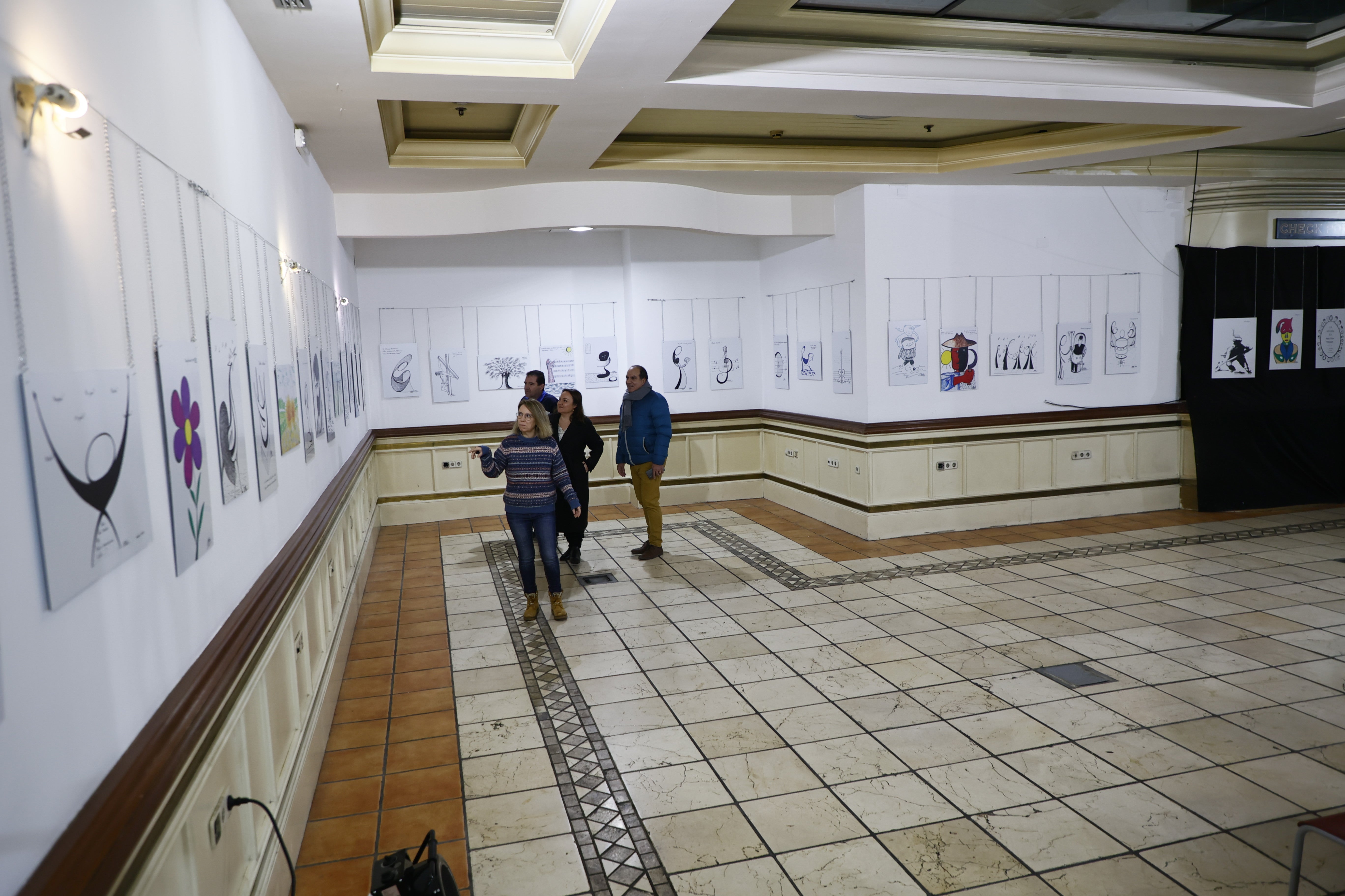 La sugerente exposición de Vialia Estación de Salamanca: cuando el arte se convierte en vía de escape