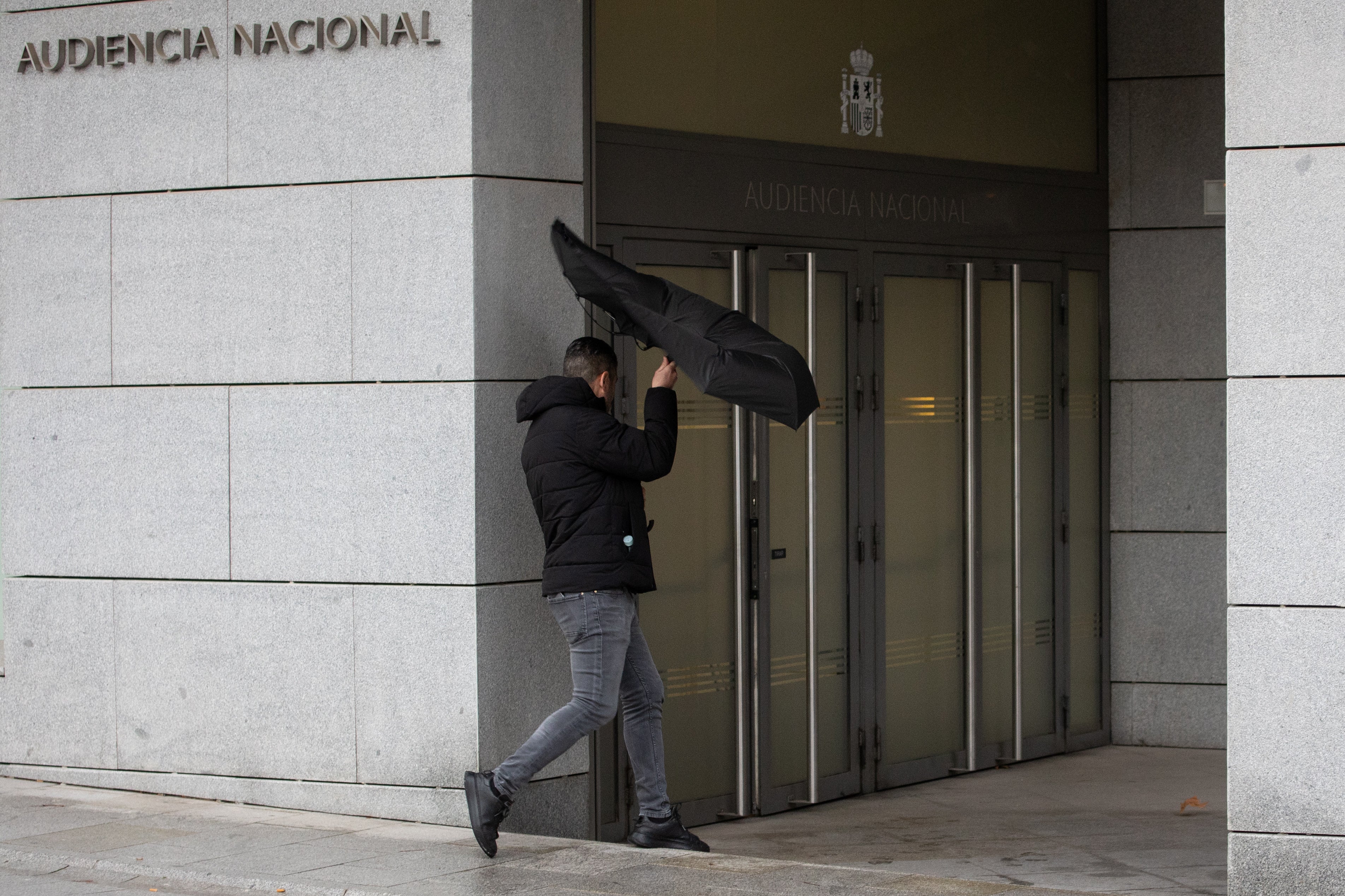 El acusado, llegando a la Audiencia Nacional.