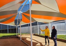 Pedro Samuel Martín y Ángel Manso en las pistas de petanca.