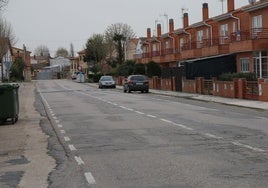 Calle principal del municipio de La Vellés.