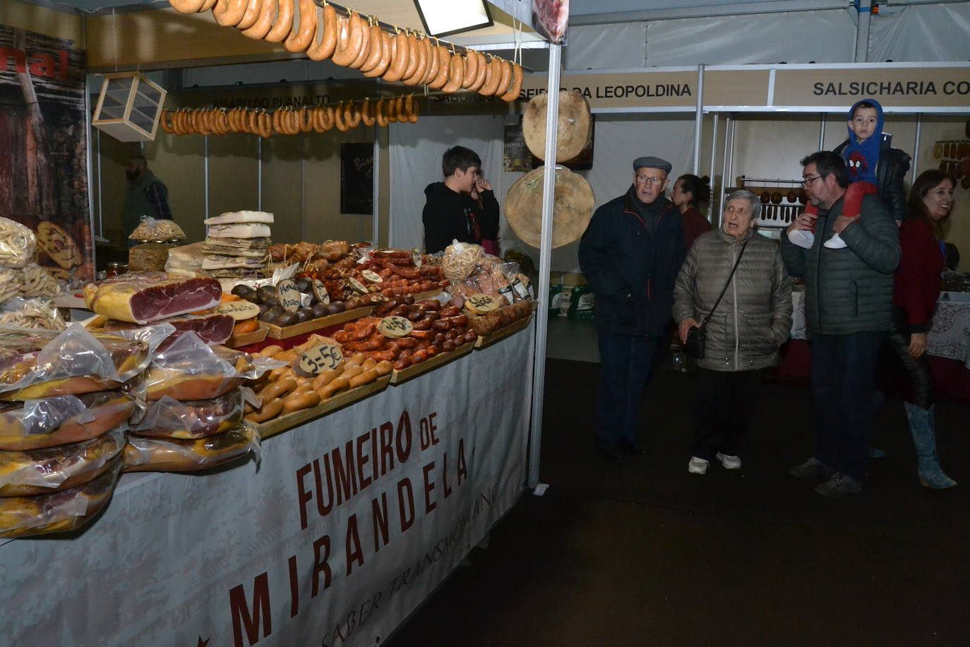 Bulliciosa apertura de la Feria de la Caza, Pesca y Desarrollo Rural de Almeida