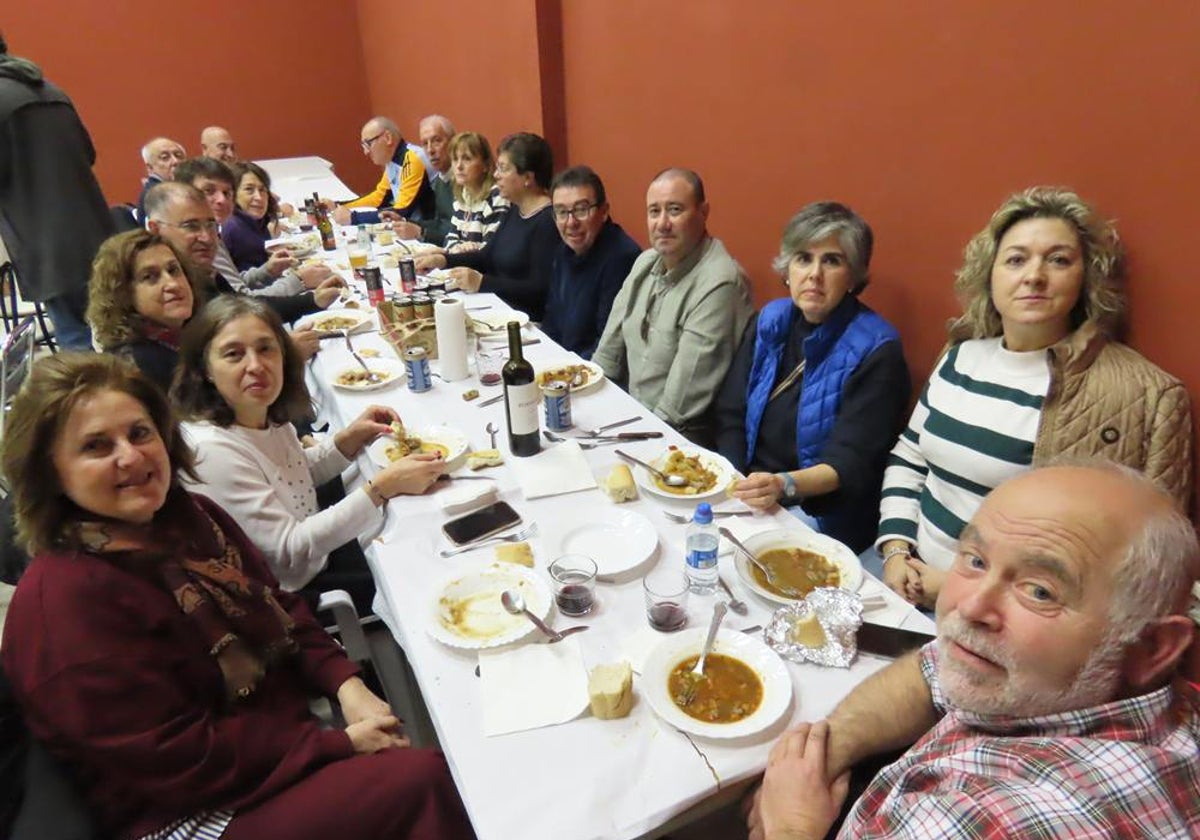 Buen sabor en la segunda jornada festiva de Palaciosrubios en honor a Las Candelas