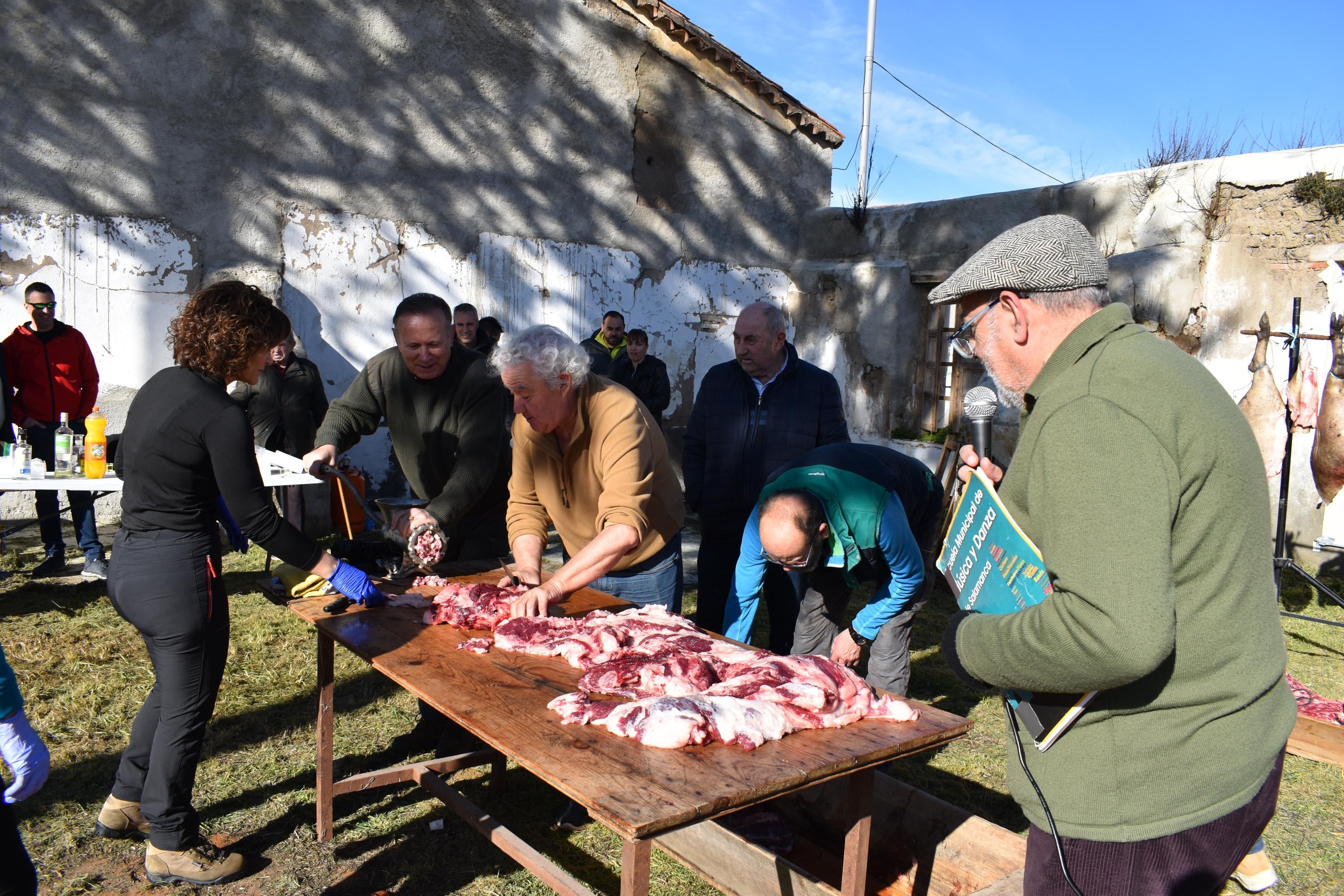 Un cerdo de 200 kilos protagoniza la matanza de Calzada de Valdunciel